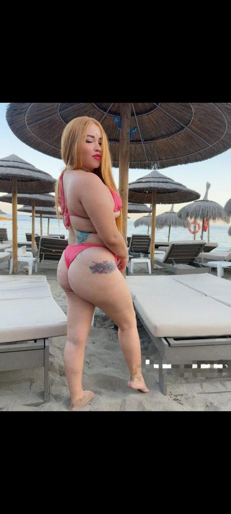 Chica busca chico en Cádiz: 