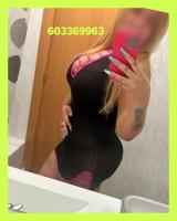 631379748: Chica busca chico en Barcelona