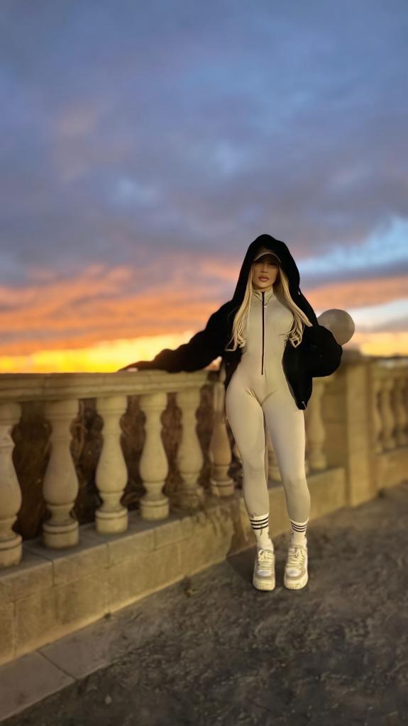 Chica busca chico en Barcelona: 