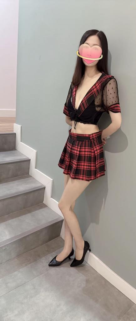 675444567: Chica busca chico en Madrid