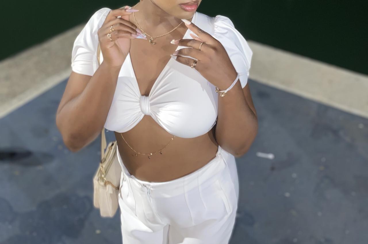 678951447: Chica busca chico en Málaga