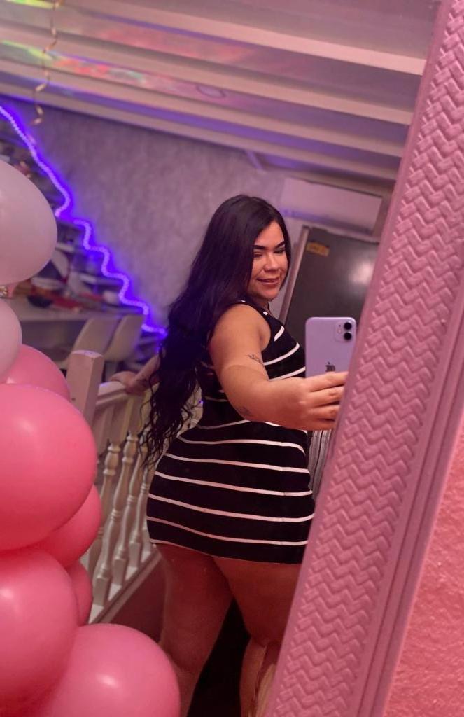 Chica busca chico en Barcelona: 