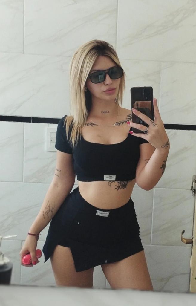 661169225: Chica busca chico en Asturias