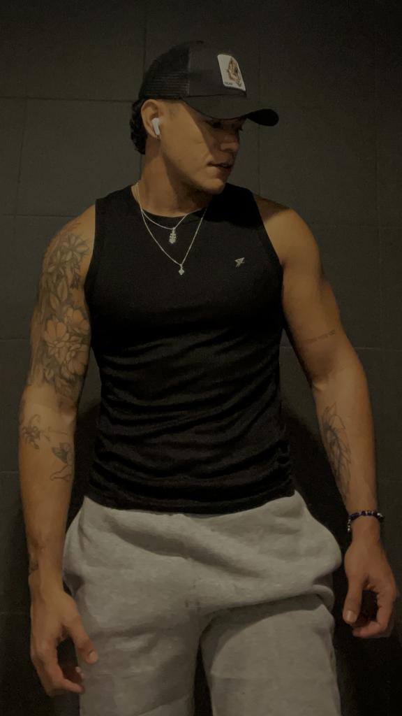 613905049: Chico busca chica en Alicante