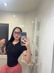 611310598: Chica busca chico en Asturias