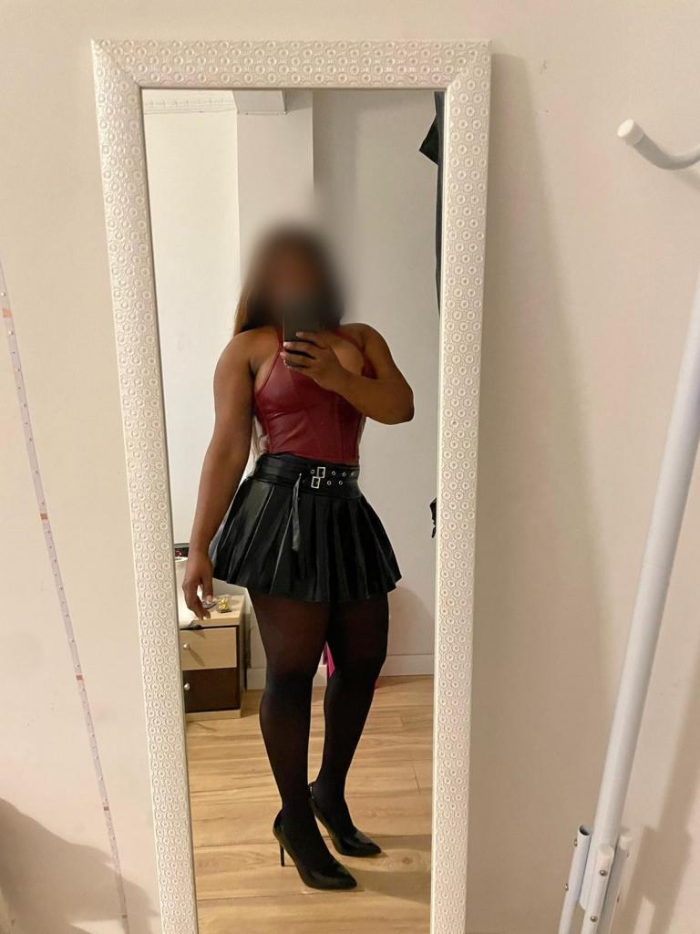 Chica busca chico en Murcia: 