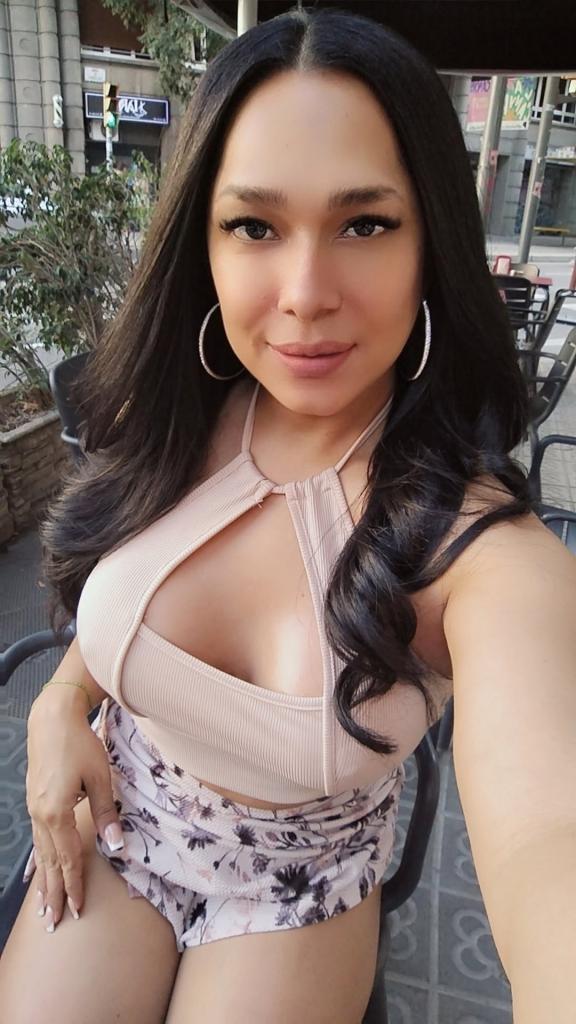 651876237: Travesti en La Coruña