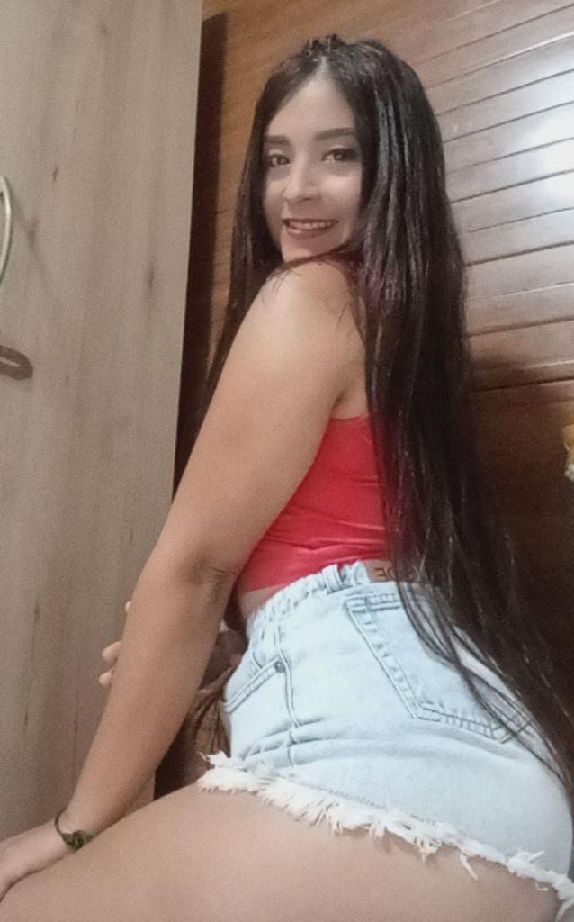 Chica busca chico en Cádiz: 