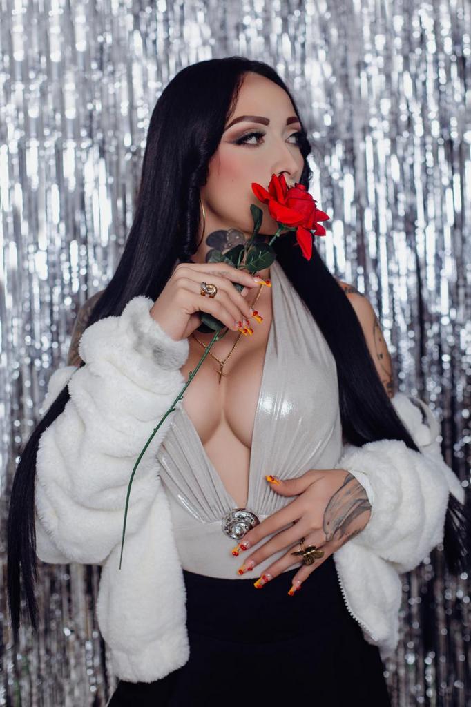 647695495: Transexual en Guipúzcoa