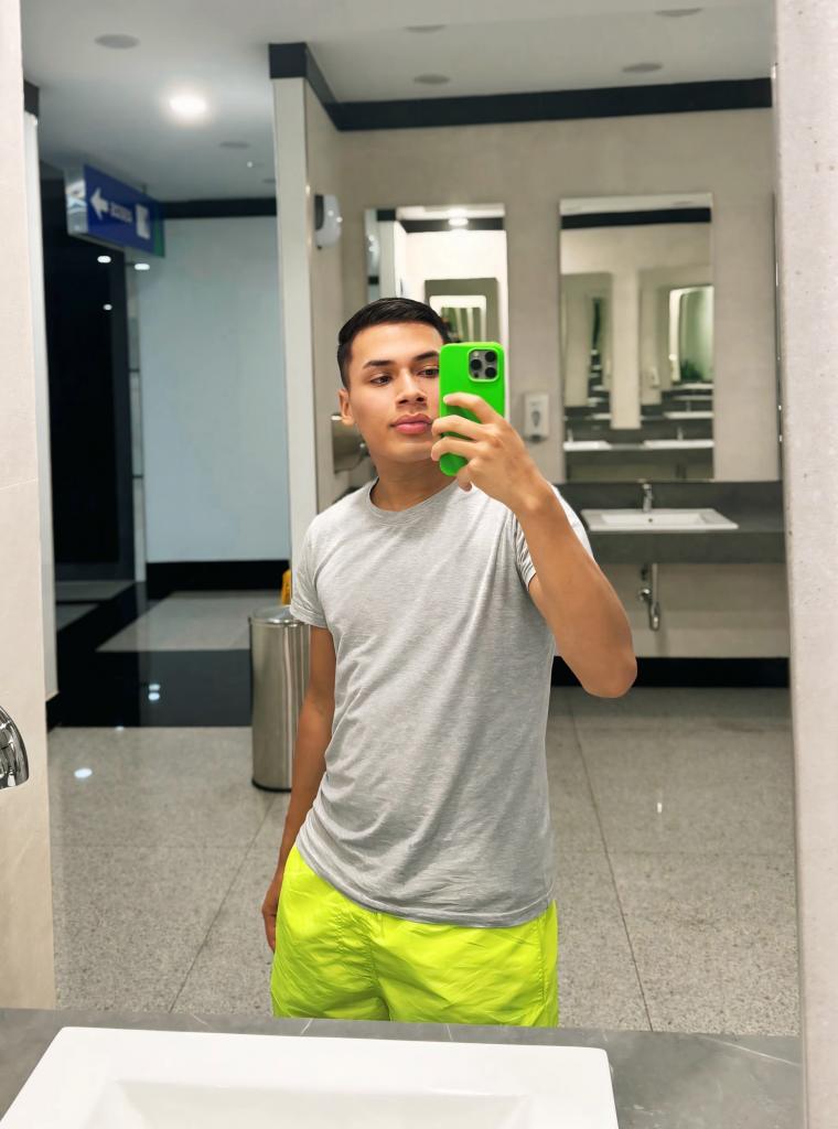 Chico busca chica en Barcelona: 