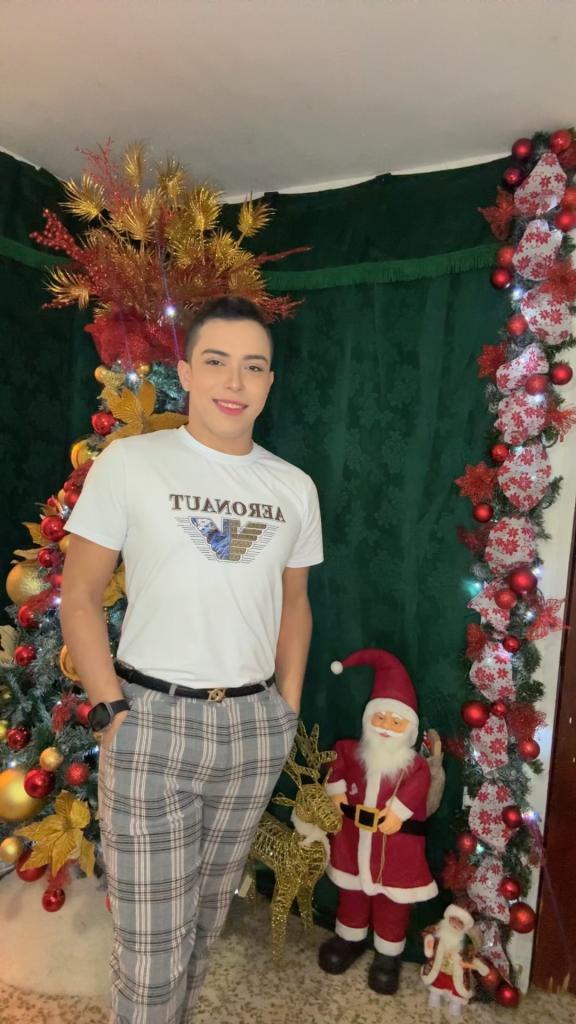 Chico busca chica en Sevilla: 