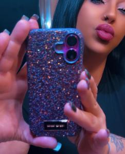 663683084: Chica busca chico en Las Palmas