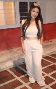 697723048: Chica busca chico en Cádiz