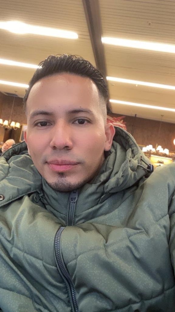 Chico busca chica en Murcia: 