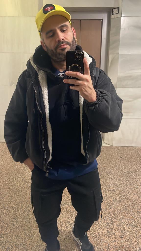 Chico busca chica en Málaga: 