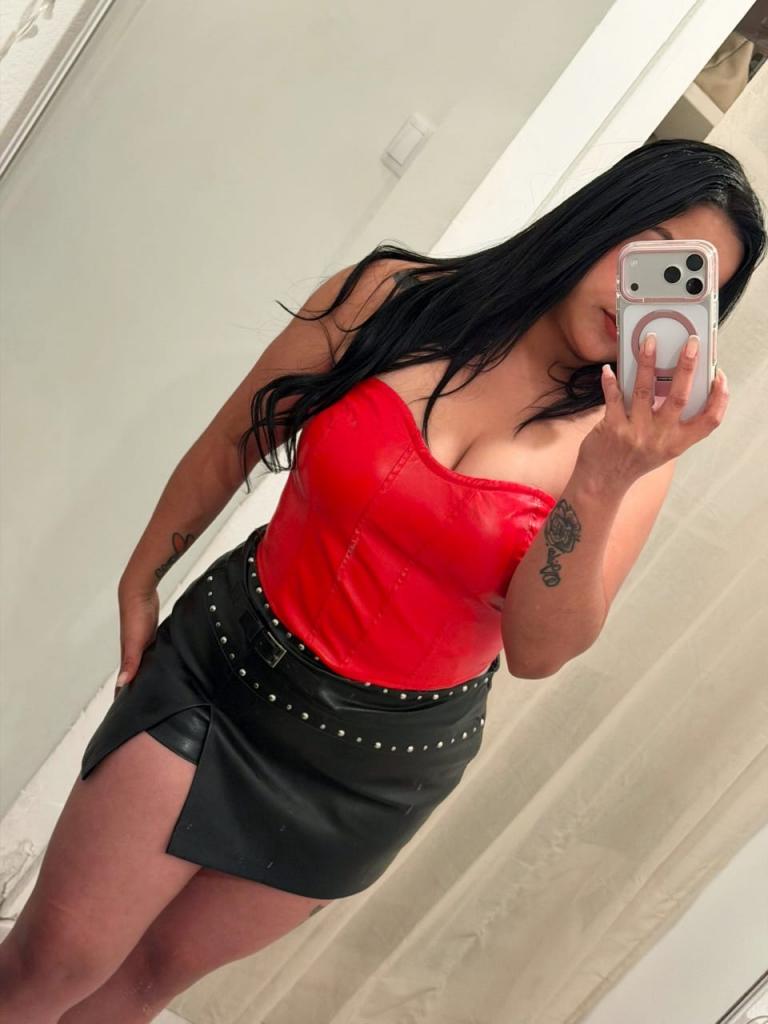 Chica busca chico en Asturias: 