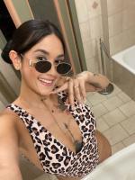 651621908: Chica busca chico en Barcelona