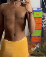 687123603: Chico busca chica en Barcelona