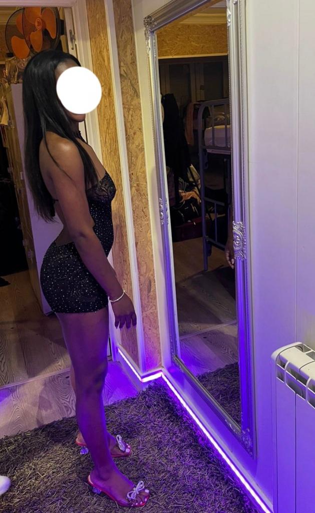 Chica busca chico en Sevilla: 