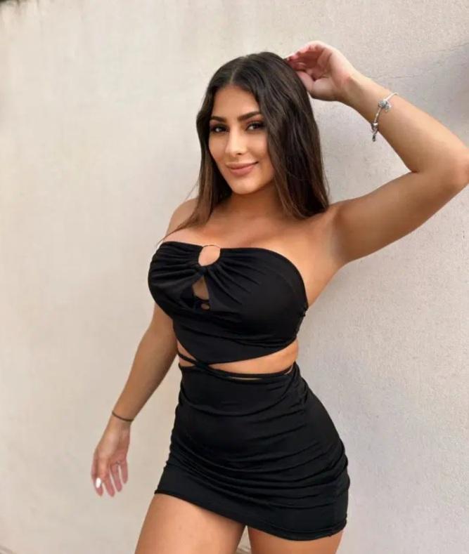 661476198: Chica busca chico en Cádiz