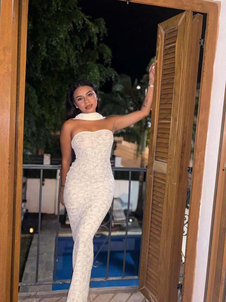 Chica busca chico en Ibiza: 