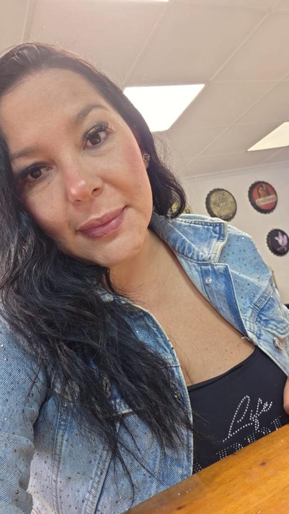 Chica busca chico en Ibiza: 