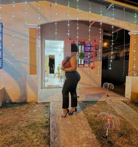 641653506: Chica busca chico en León