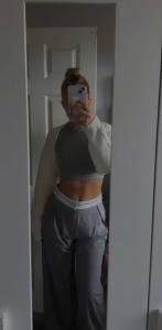 604873094: Chica busca chico en Granada