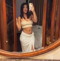 695774907: Chica busca chico en Málaga