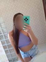 607338255: Chica busca chico en Sevilla