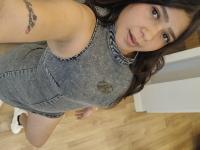 607489433: Chica busca chico en Madrid