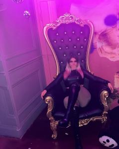 687508169: Chica busca chico en Alicante