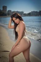 657339213: Chica busca chico en Ibiza