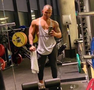 Chico busca chica en Zaragoza: 