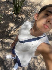 Chico busca chica en Sevilla: 