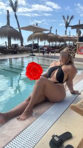 Chica busca chico en Tenerife: 