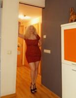 604161313: Chica busca chico en Gerona