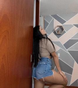 Chica busca chico en Sevilla: 