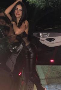 613584707: Chica busca chico en Alicante