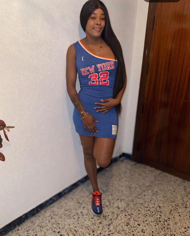 690883853: Chica busca chico en Zaragoza