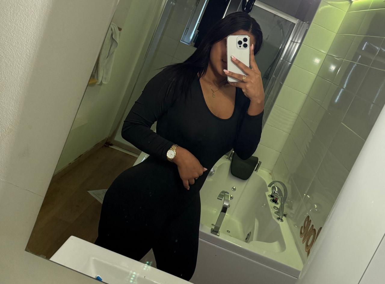 Chica busca chico en Tenerife: 