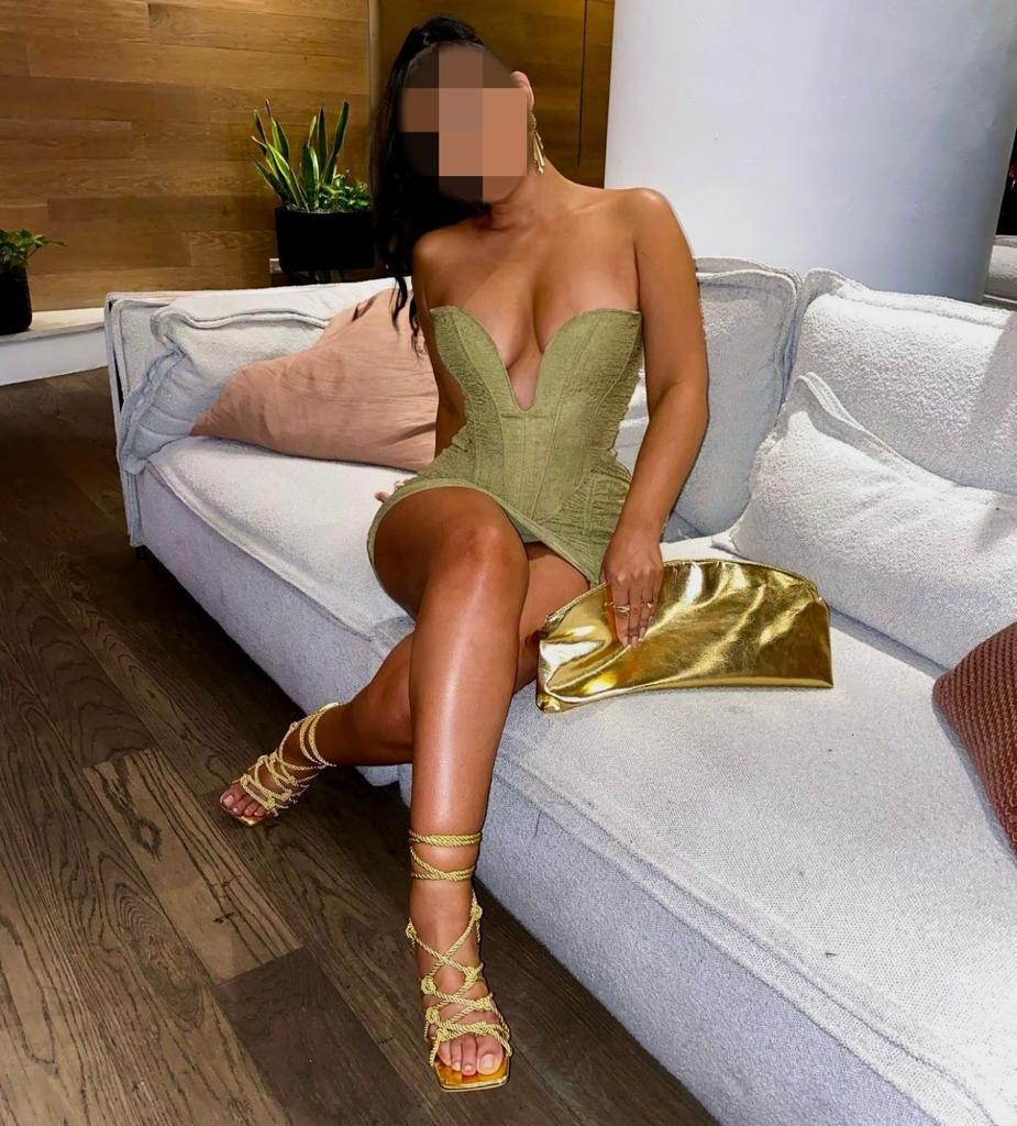 Chica busca chico en Valencia: Chica busca chico
