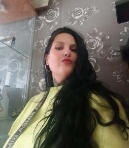 722568931: Chica busca chico en Sevilla