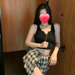 607410618: Chica busca chico en Madrid