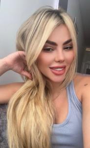 602803393: Chica busca chico en Barcelona