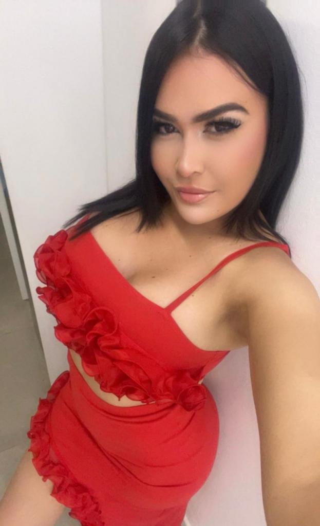 670645015: Chica busca chico en Tenerife