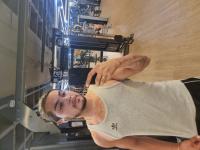 695946614: Chico busca chica en Granada