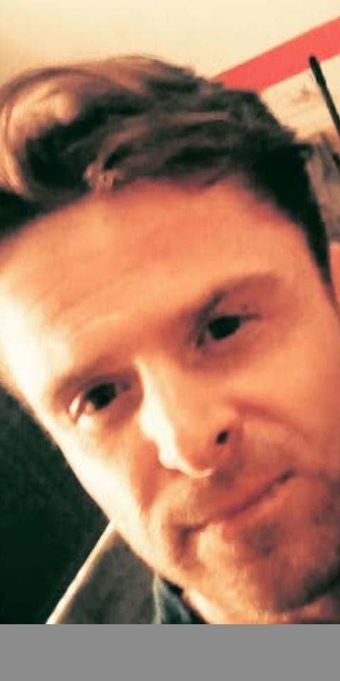 Chico busca chica en Tarragona: 