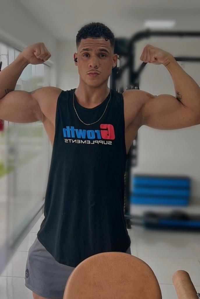 Chico busca chica en Málaga: 