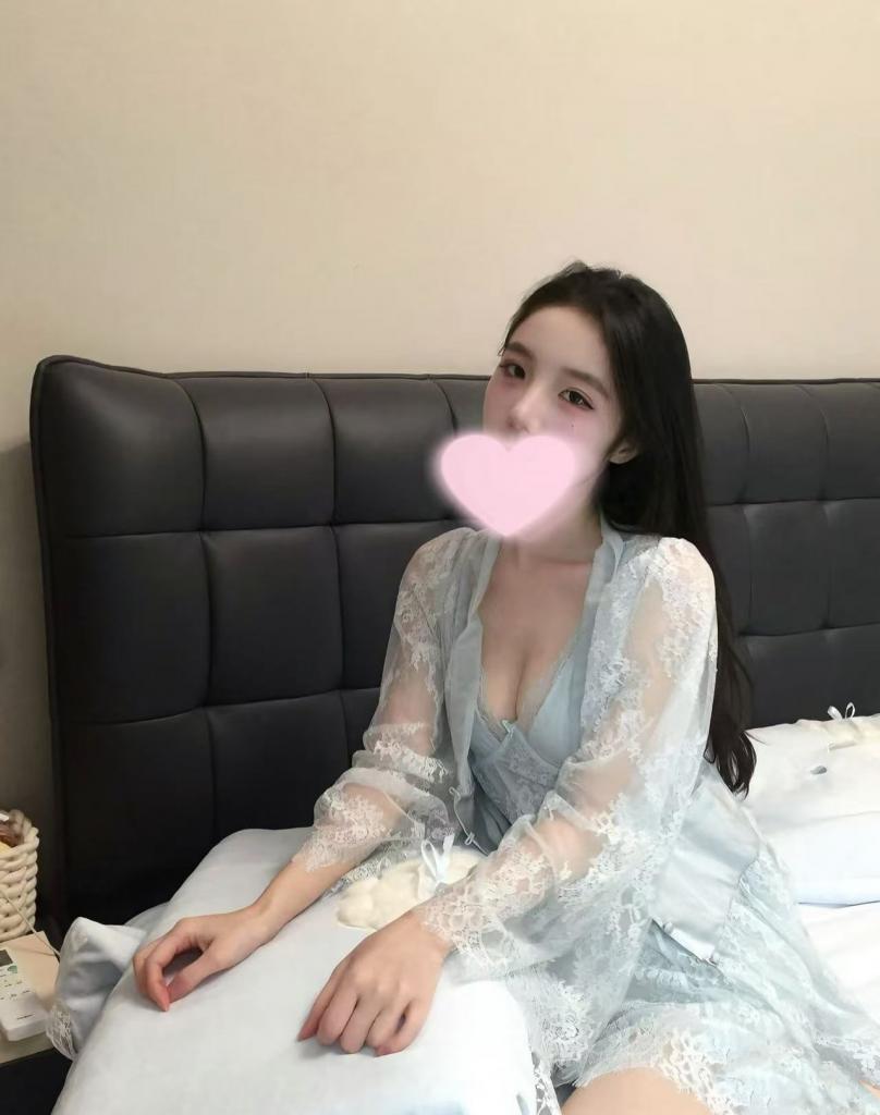 627583358: Chica busca chico en Barcelona